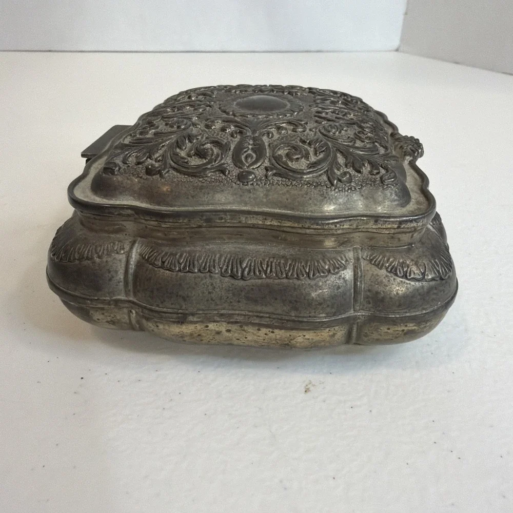 N/A beautiful silver